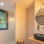 Hranicna S Privatnim Wellness Aparthotel 3*