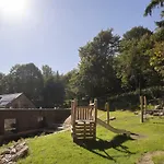 Aparthotel Hranicna S Privatnim Wellness Bedřichov