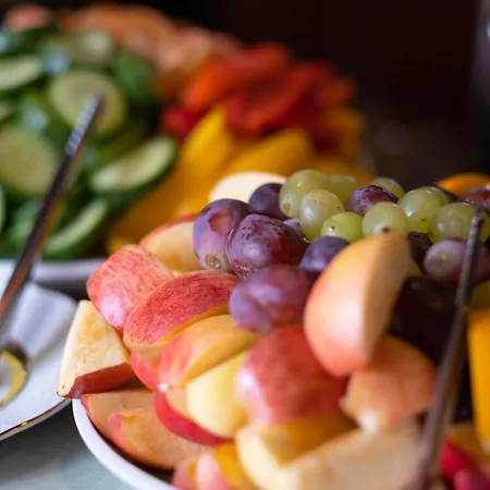 Hranicna S Privatnim Wellness Aparthotel