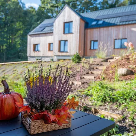 Hranicna S Privatnim Wellness Aparthotel 3*
