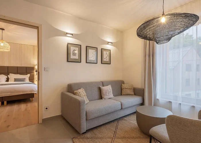Aparthotel Hraničná S Privátním Wellness 3*