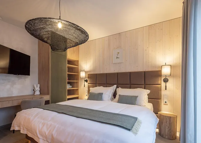 Aparthotel Hraničná S Privátním Wellness 3*